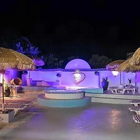 Ladikos Garden 호텔